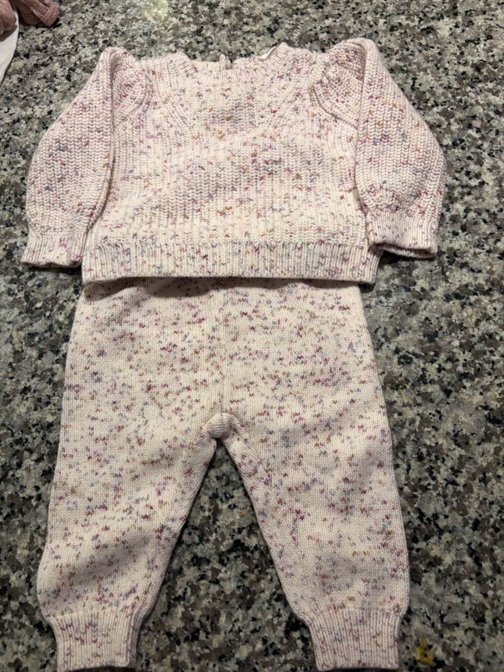 GAP Pink Speckle Knit Legging and sweater set